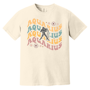 Ivory Zodiac Aquarius Sign "Retro Rhapsody Tee"